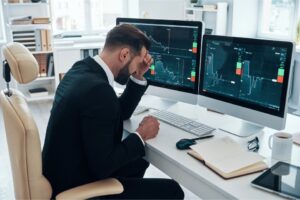 Frustraciones al hacer trading El caos del operador del trading